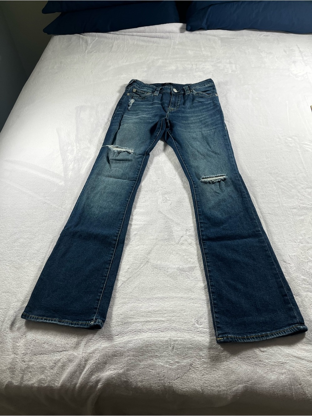 True Religion Becca Mid Rise Bootcut Women’s Blue Jeans Distressed Size 28